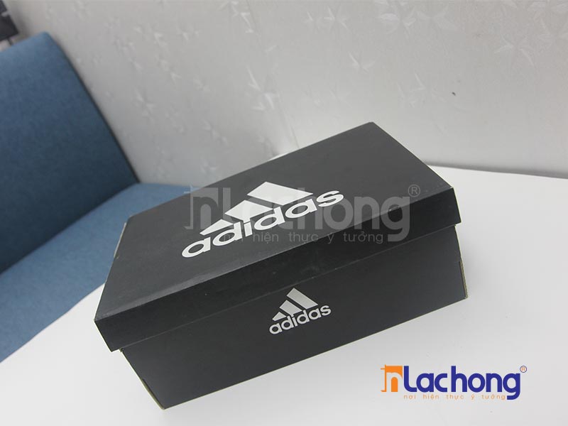 hộp giầy adidas sản xuất bằng chất liệu cartong sóng
